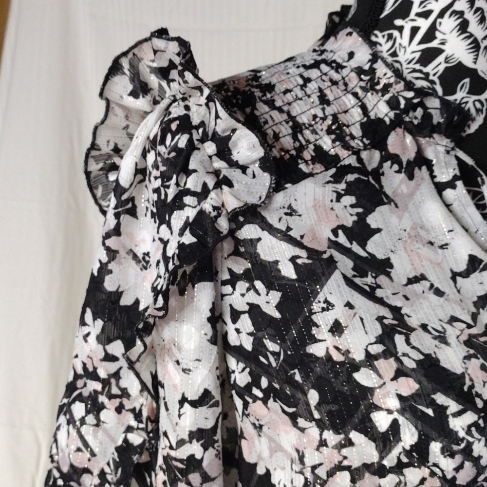 Express Sheer Ruffle Shoulder Blouse - Picture 2 of 4